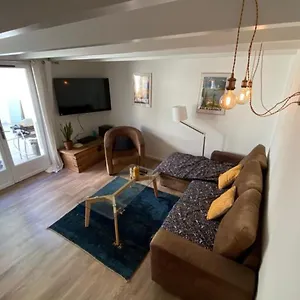 Tiny House - Maison De Au Centre D'annecy Terrasse&climatisation Hébergement de vacances