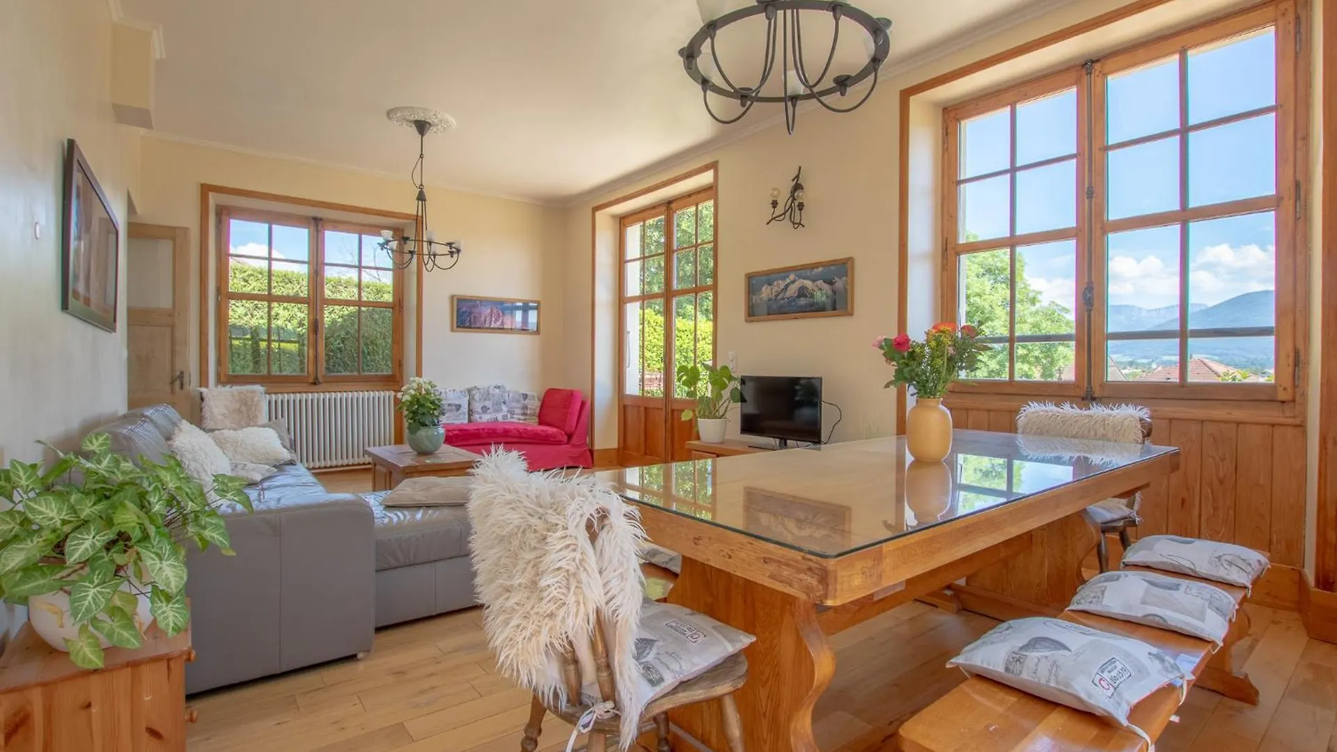 Holiday home La Maison De Promery - Annecy Villa